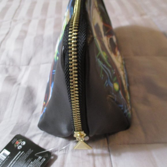 Rock and Roll Beauty Def Leppard Cosmetic Bag Case Hysteria  Rock and Roll Beauty Def Leppard Cosmetic Bag Case Hysteria NEW